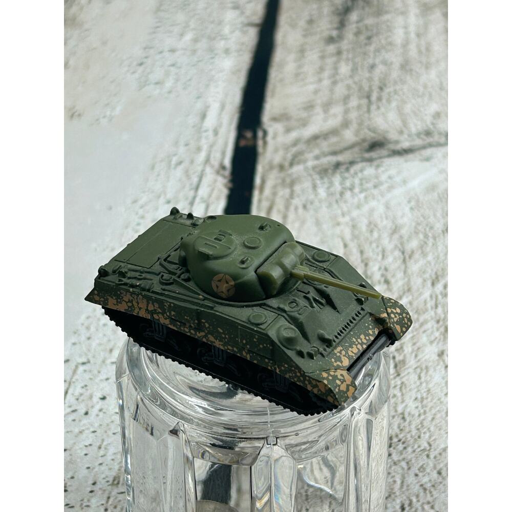 1998 Matchbox Military First Editions M4 A3 Sherman Tank